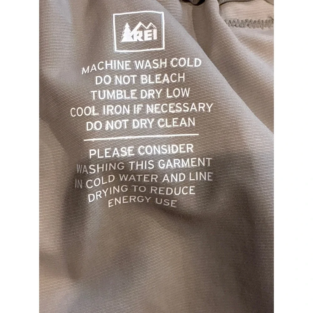 REI these sahara